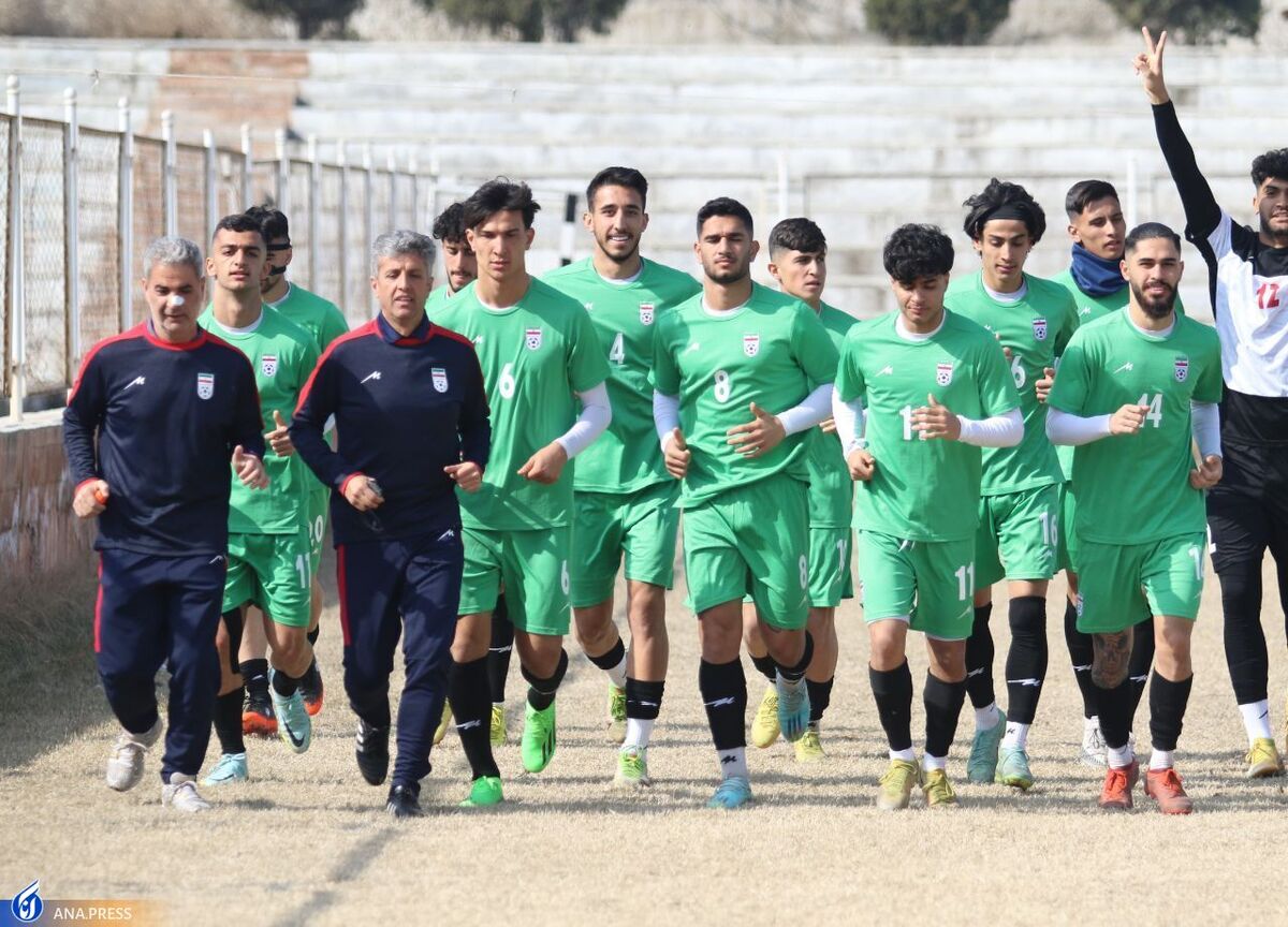 یک بازیکن از سفر با تیم ملی جوانان باز ماند