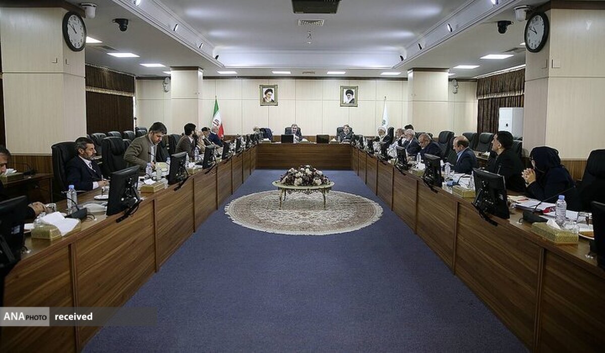 طرح «بانکداری مرکزی» و انطباق آن با سیاست‌های کلی نظام بررسی شد