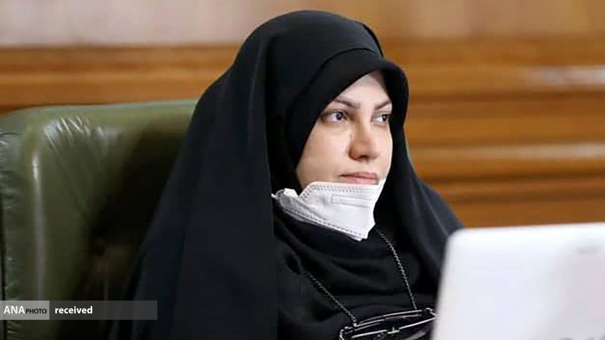 شهرداری مشکلات معیشتی و تجهیز امکانات روز دنیا در حوزه آتش نشانی را جدی بگیرد
