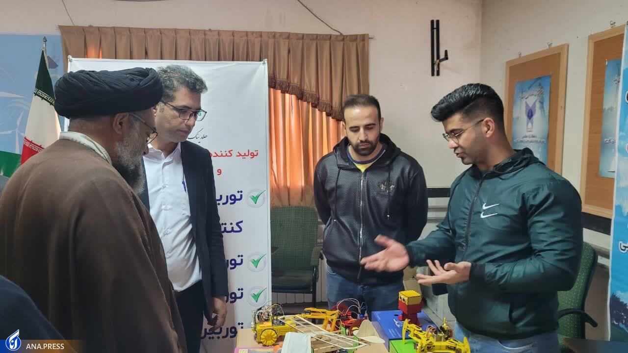 ارائه مشاورههای ضروری به صاحبان ایده در مرکز رشد دانشگاه آزاد یاسوج ارائه مشاورههای ضروری به صاحبان ایده در مرکز رشد دانشگاه آزاد یاسوج