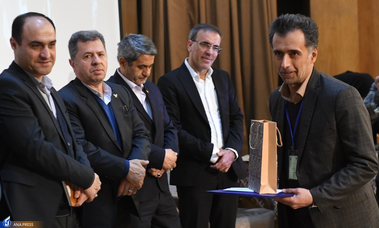 اختتامیه جشنواره علمی فرهنگی سیدالکریم و شیخ&zwnj;البلاد چگونه گذشت؟