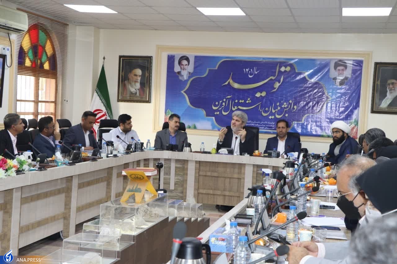 کاهش سرانه دانشجویی در دانشگاه آزاد اسلامی به ۸ میلیون تومان در سال