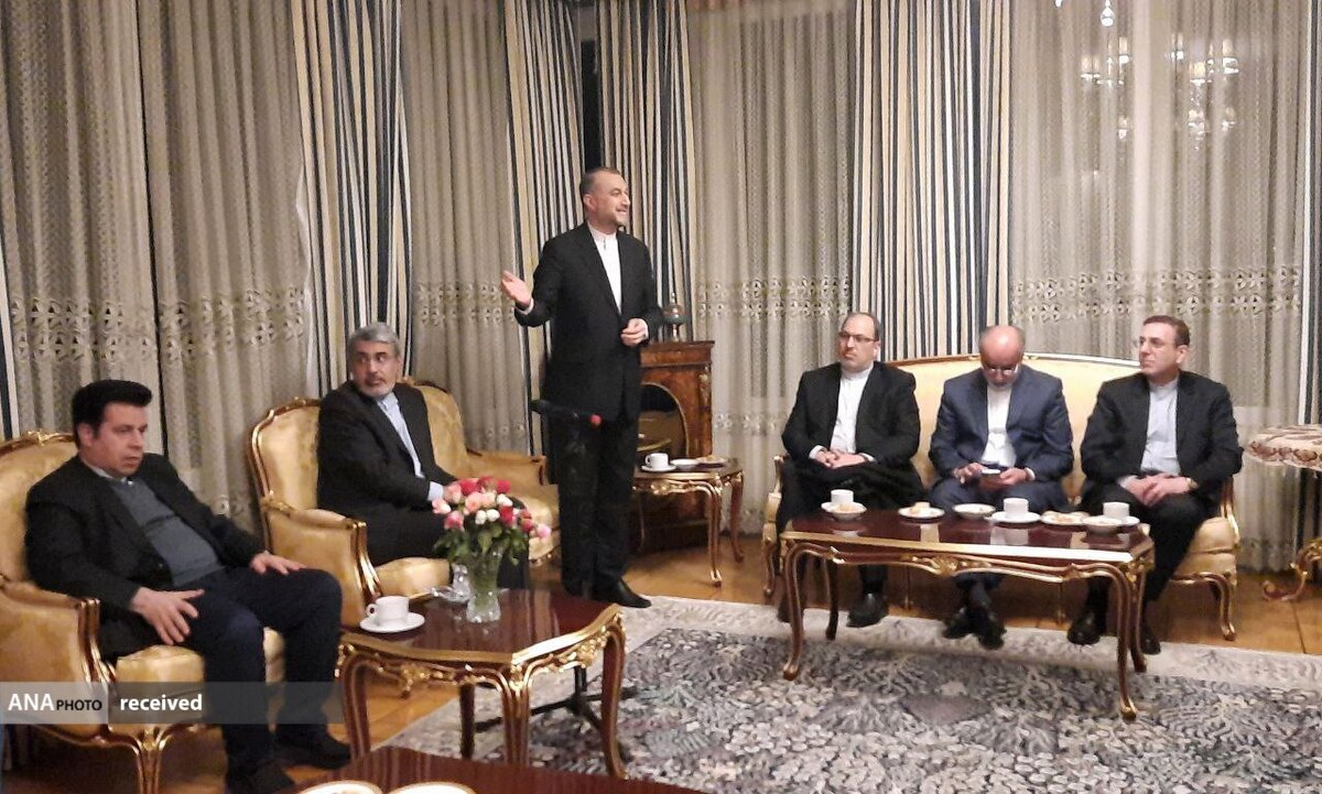 «امیر عبداللهیان» با دیپلماتهای ایرانی مستقر در سوئیس دیدار کرد