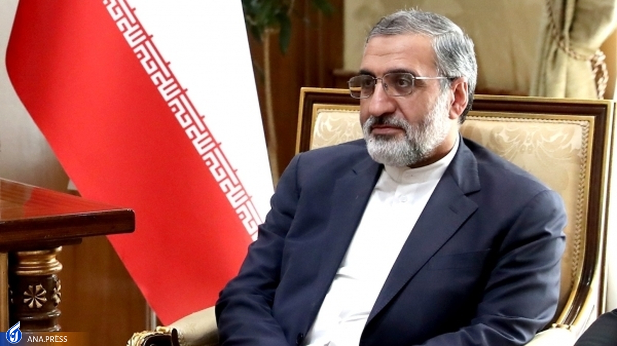 عیادت رئیس دفتر رئیس جمهور از وزیر ورزش و جوانان