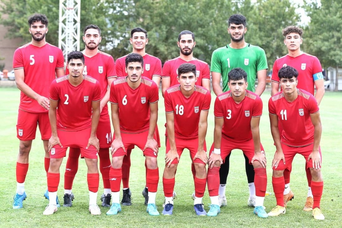 مرفاوی ۳۱ ملیپوش جوان را به خط کرد