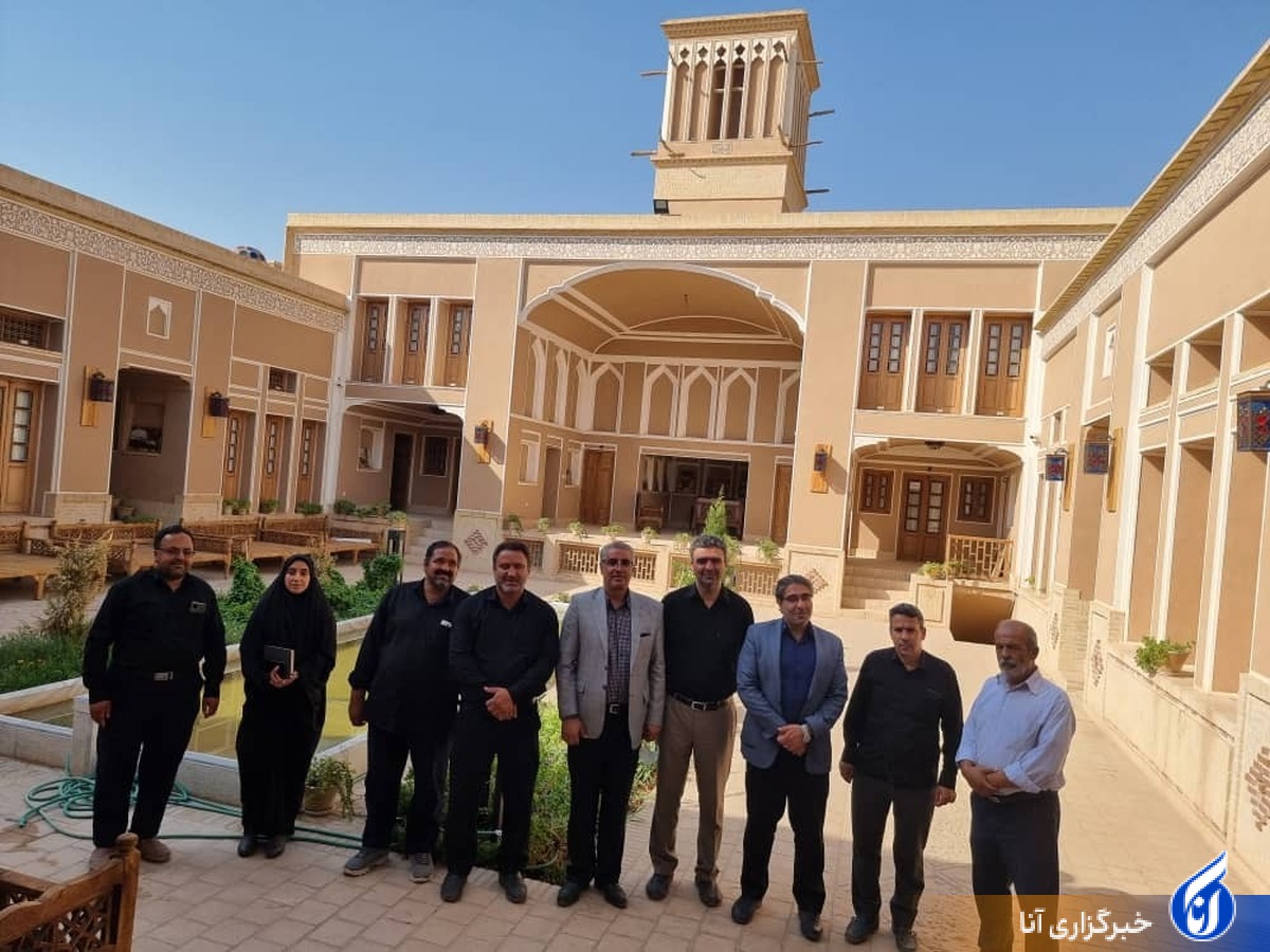 پیاده‌سازی طرح هوشمندسازی روستایی و توسعه کسب و کار خانگی  حرفه بافندگی قوام می‌یابد