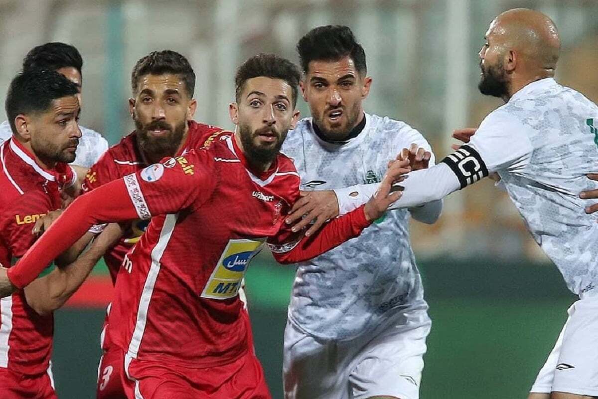 جمشیدیان: استقلال با حریف زهرداری بازی میکند مشکل اصلی پرسپولیس حل نشده است