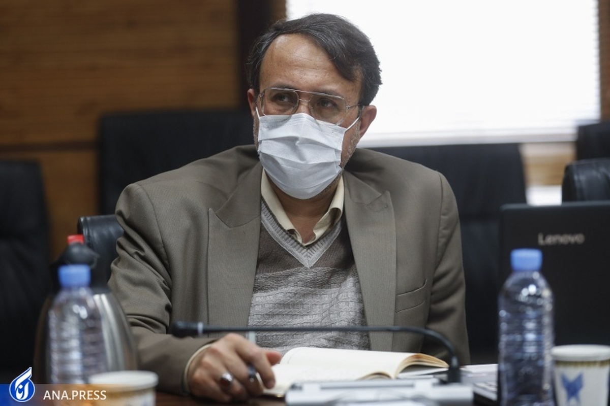 شناسایی و انهدام ۳ باند جعل مدارک دانشگاه آزاد اسلامی طی یک سال گذشته/ مردم فریب باندهای فروش مدارک جعلی دانشگاهها را نخورند