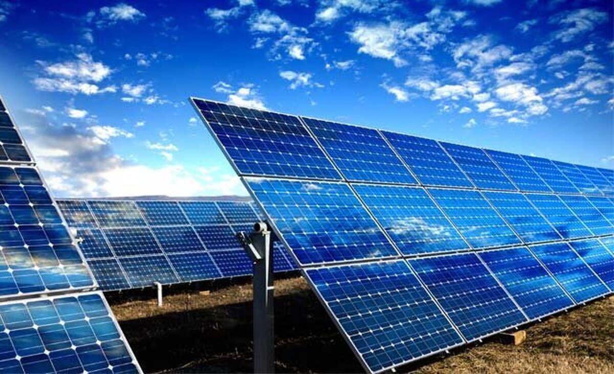 کسب دهها میلیارد تومان درآمد ارزی با نصب پنلهای خورشیدی در سقف اتوبوسها امکان استخراج ارز دیجیتال و کاهش استفاده از سوختهای فسیلی