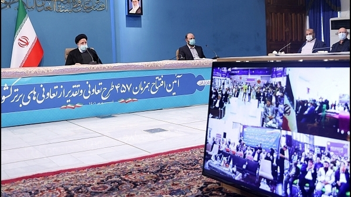 دستگاههای اجرایی موانع پیشروی فعالتر شدن تعاونیها را رفع کنند/ تقویت نقش تعاونی در اقتصاد باور جدی دولت مردمی است