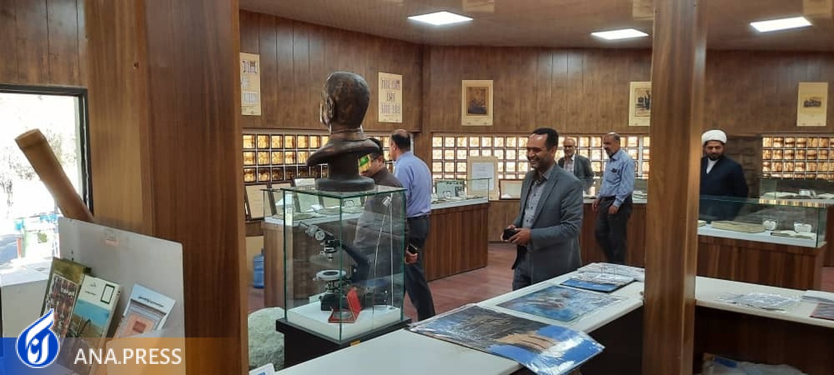 ادای احترام مسئولان به پدر علم زمینشناسی ایران
