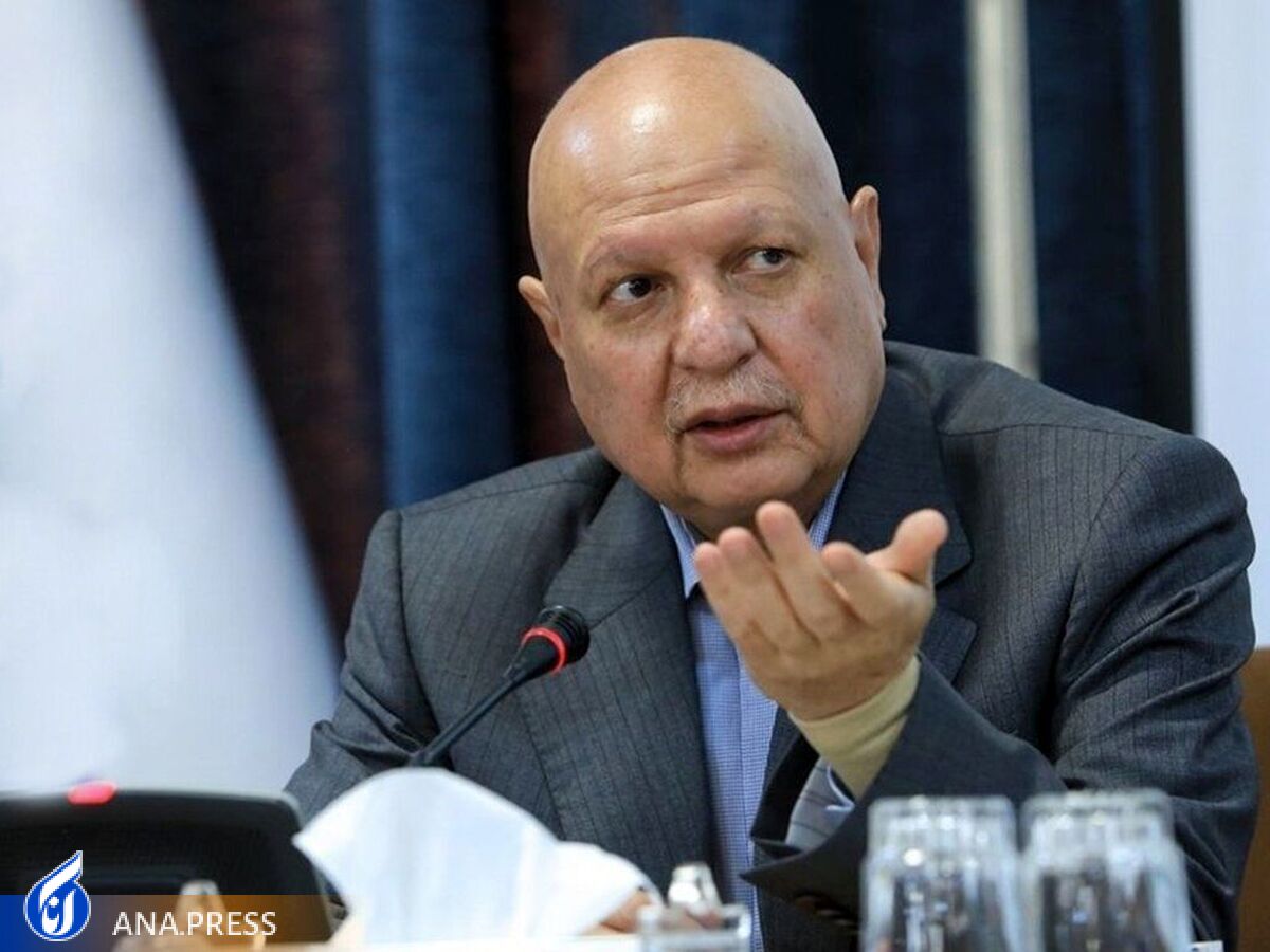 رئیس سازمان برنامه و بودجه: افزایش حقوق کارمندان در حال بررسی است
