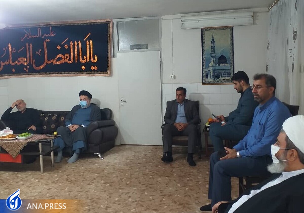 لزوم آگاهیبخشی در محیطهای دانشگاهی توسط استادان انقلابی
