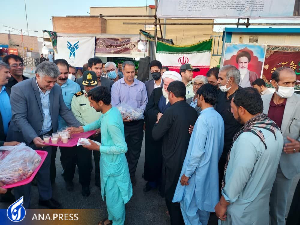 حضور آیتالله سلیمانی در موکب شهدای دانشگاه آزاد اسلامی واحد زاهدان چگونه گذشت؟ حضور آیتالله سلیمانی در موکب شهدای دانشگاه آزاد اسلامی واحد زاهدان چگونه گذشت؟