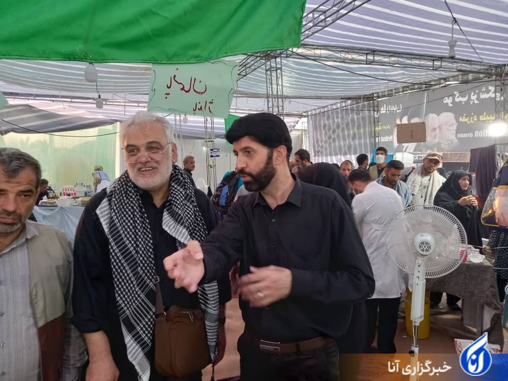 حضور رئیس دانشگاه آزاد اسلامی در موکب منتظران ظهور قم+عکس حضور رئیس دانشگاه آزاد اسلامی در موکب منتظران ظهور قم+عکس