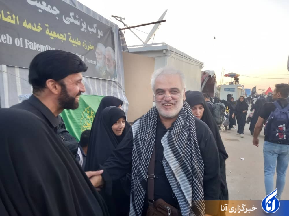 حضور رئیس دانشگاه آزاد اسلامی در موکب منتظران ظهور قم+عکس حضور رئیس دانشگاه آزاد اسلامی در موکب منتظران ظهور قم+عکس