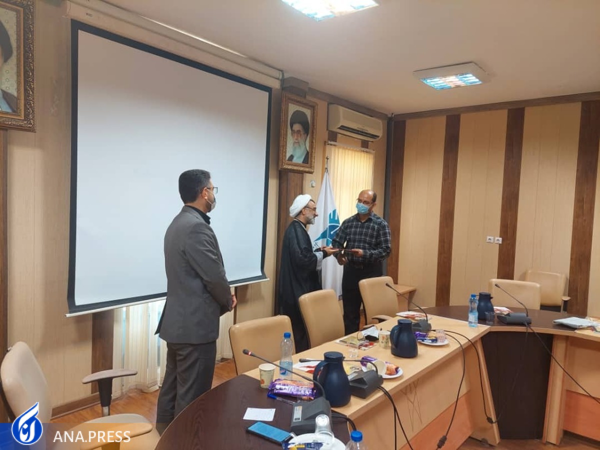 معاون علمی پژوهشی سازمان بسیج اساتید استان بوشهر منصوب شد