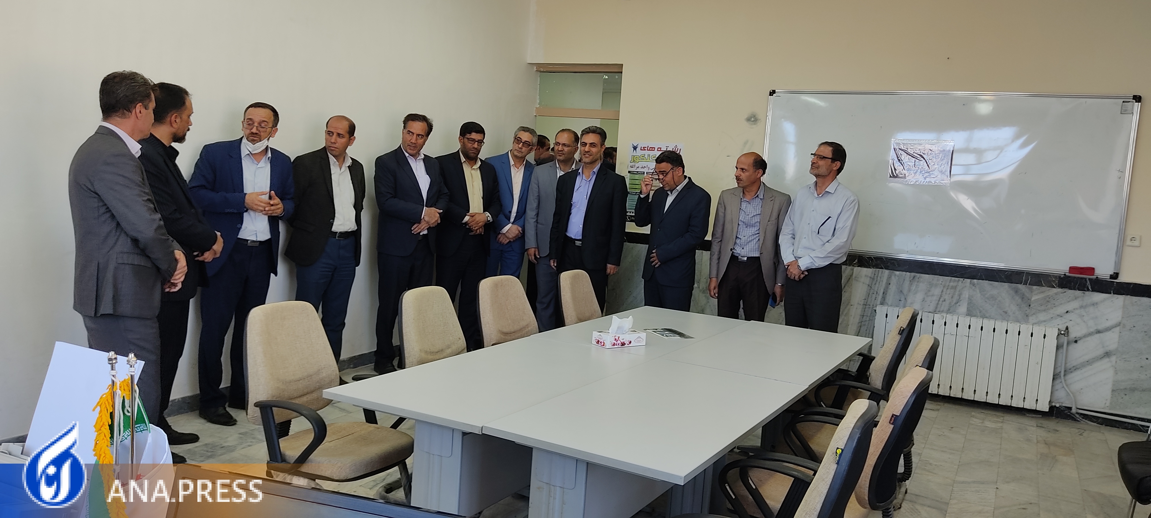 پاسخ به نیازهای علمی و کاربردی در مرکز تحقیقات حقوقی پاسخ به نیازهای علمی و کاربردی در مرکز تحقیقات حقوقی