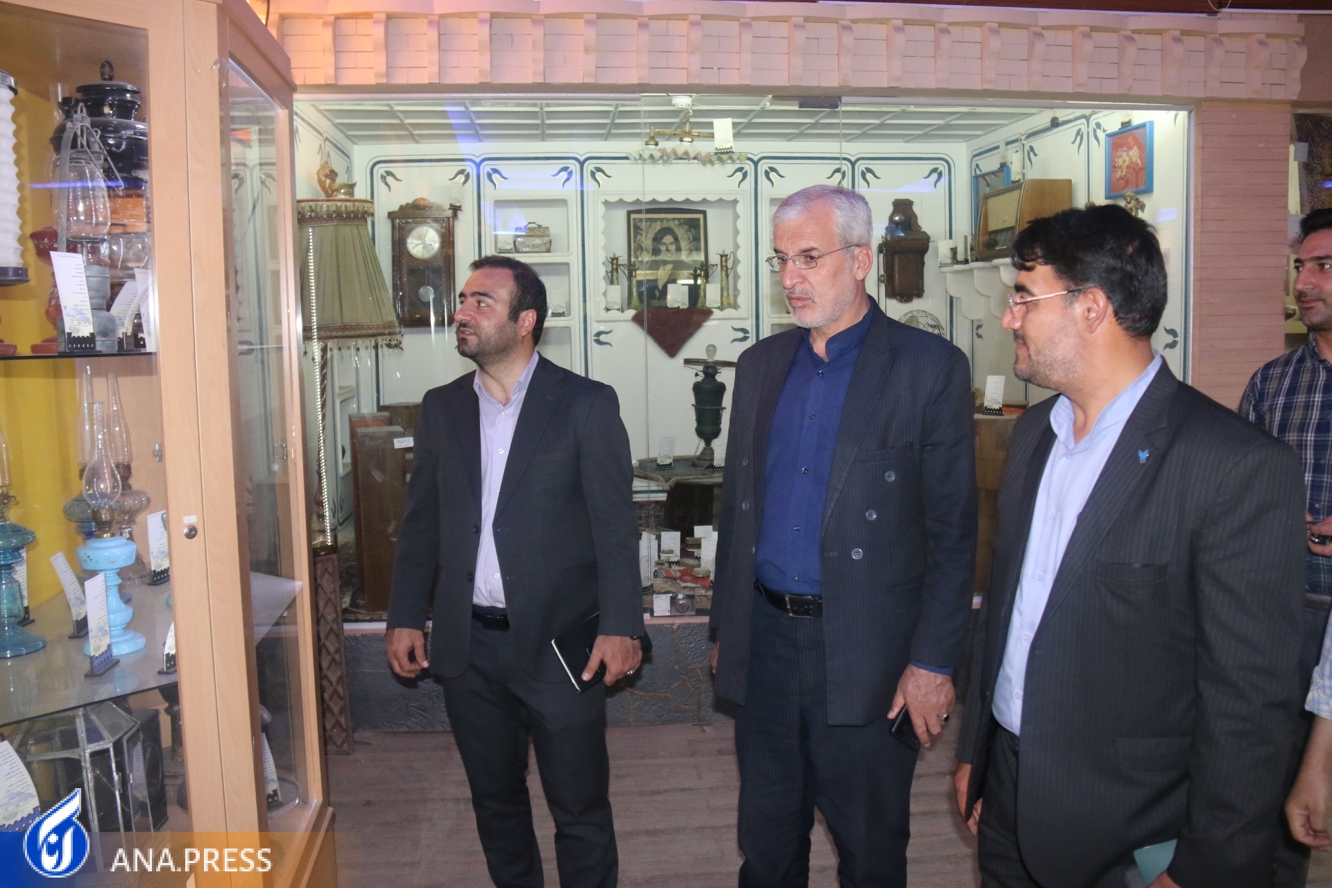 بازدید ۲ مدیرکل در استان همدان از امکانات و تجهیزات دانشگاه آزاد اسلامی