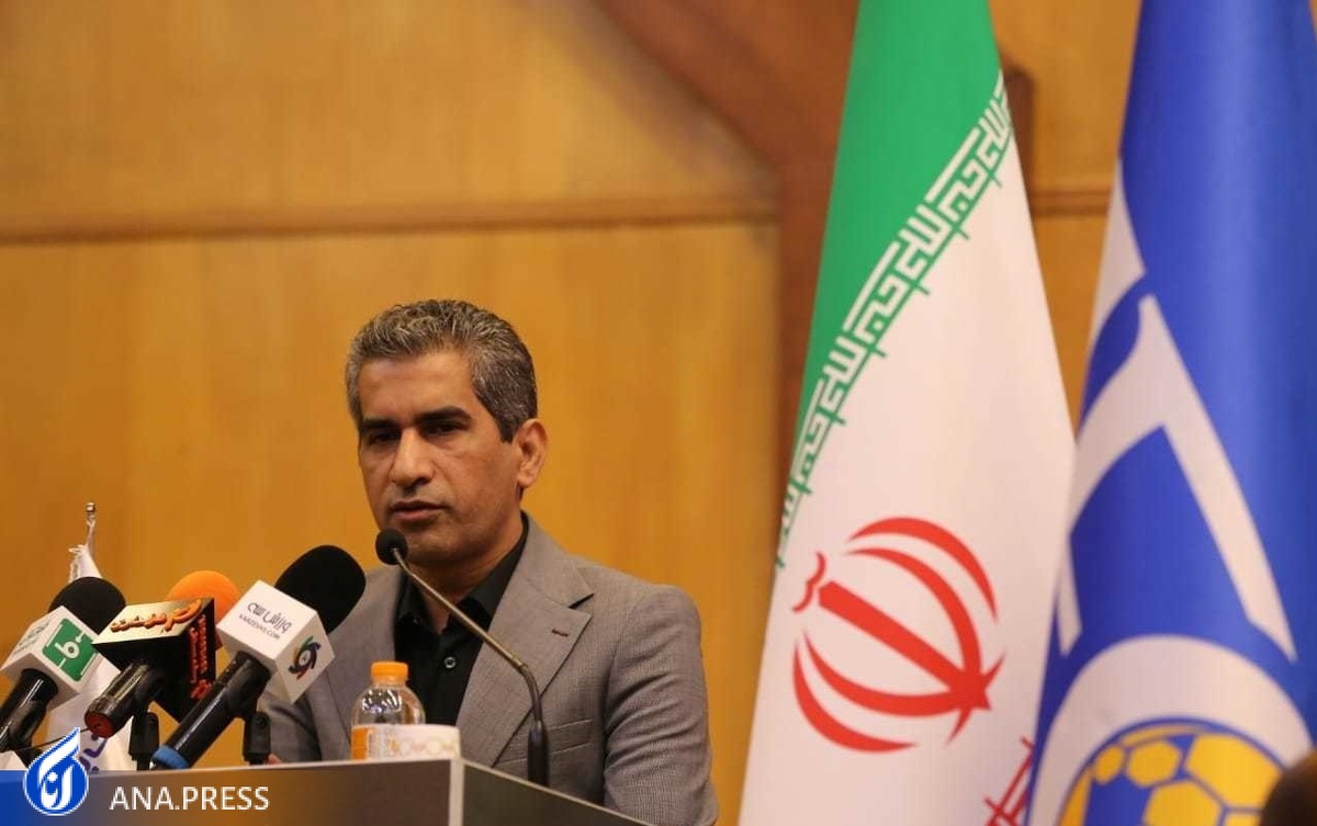 کامرانیفر استعفا داد