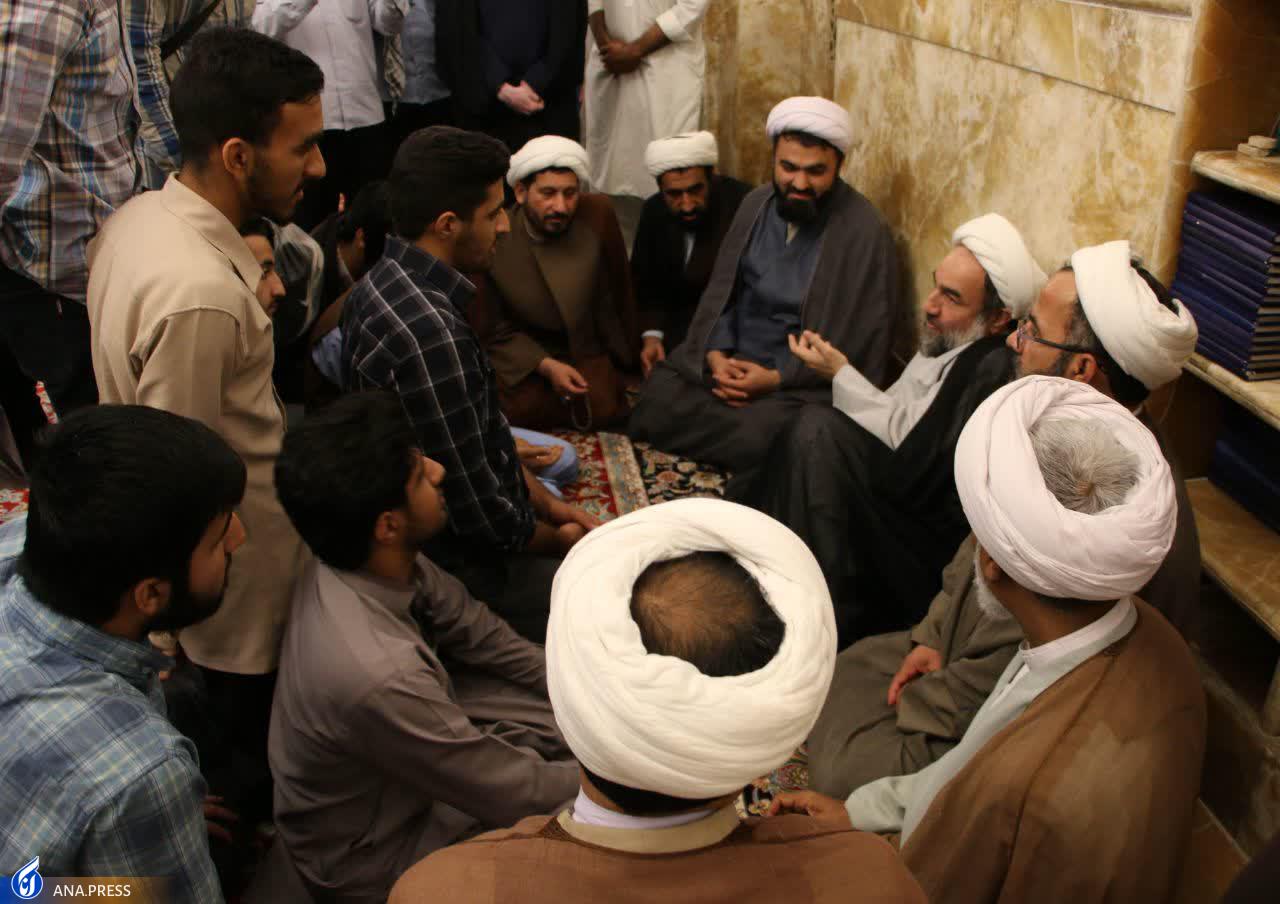 طرح ملی حامیم دانشگاههای استان سیستان و بلوچستان در مشهد مقدس افتتاح شد. طرح ملی حامیم دانشگاههای استان سیستان و بلوچستان در مشهد مقدس افتتاح شد.