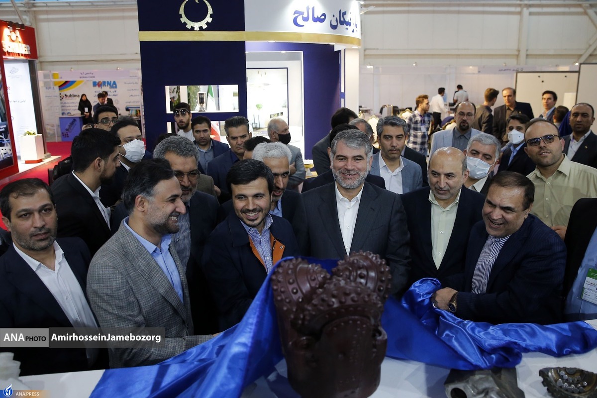 مدیران ارشد کدام وزارتخانهها از سیزدهمین نمایشگاه ایران نانو بازدید کردند؟