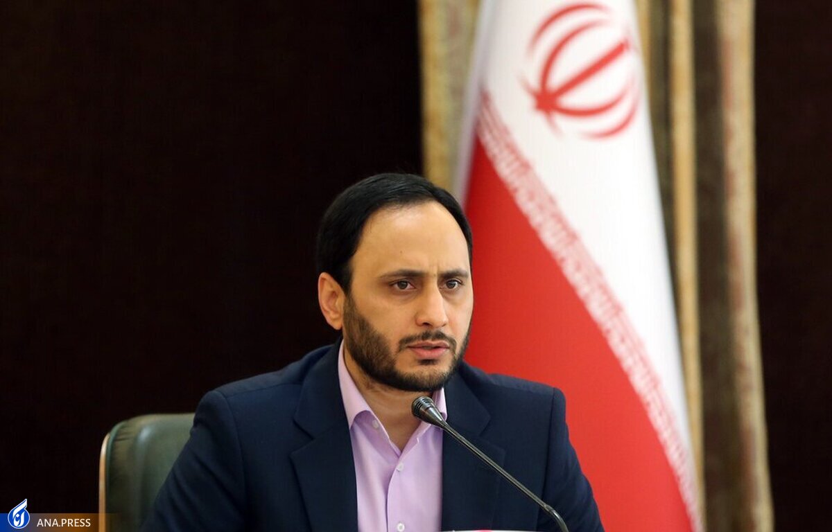 حداقل افزایش حقوق کارکنان و بازنشستگان ۲۰ درصد در نظر گرفته شده است