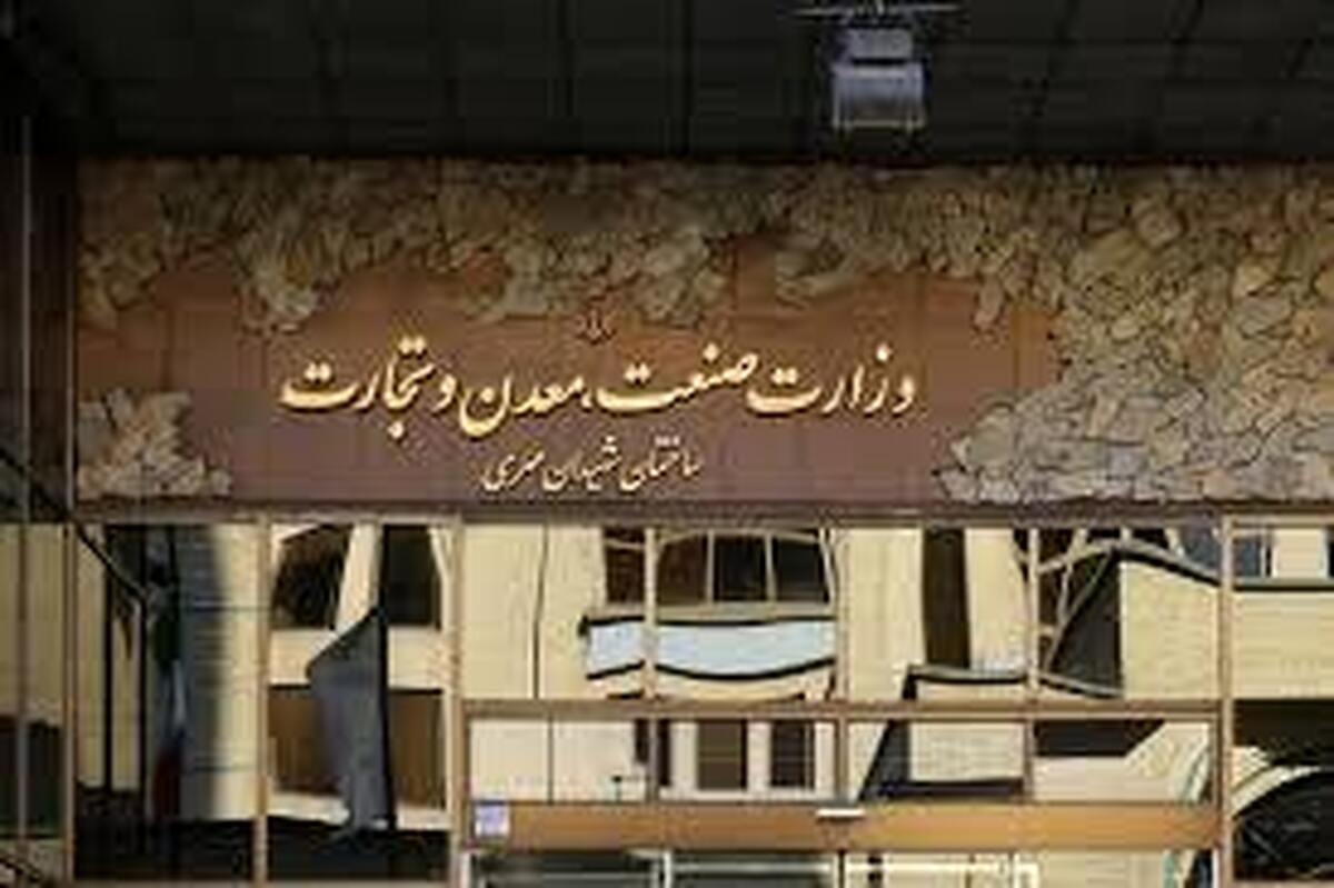 حذف سامانه یکپارچه خودرو؛ چراغ سبز به مافیا برای ابقا در صندلی وزارت؟