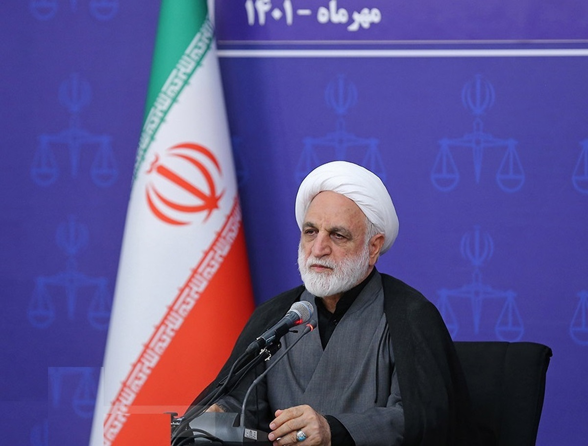 عیادت رئیس قوه قضاییه از آیت‌الله نوری همدانی