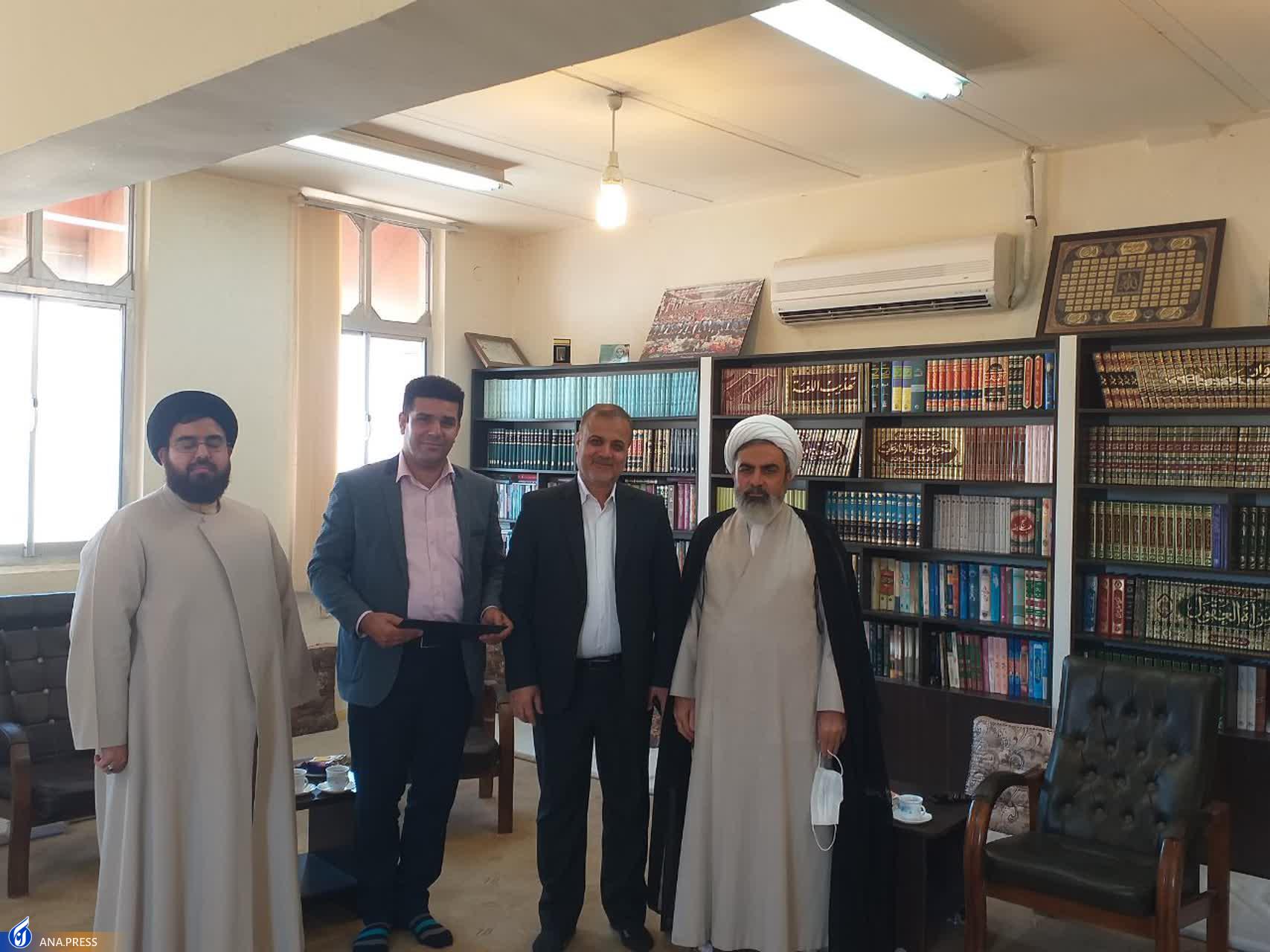 دبیر علمی و راهبردی دبیرخانه جهاد تبیین دانشگاههای بوشهر منصوب شد دبیر علمی و راهبردی دبیرخانه جهاد تبیین دانشگاههای بوشهر منصوب شد