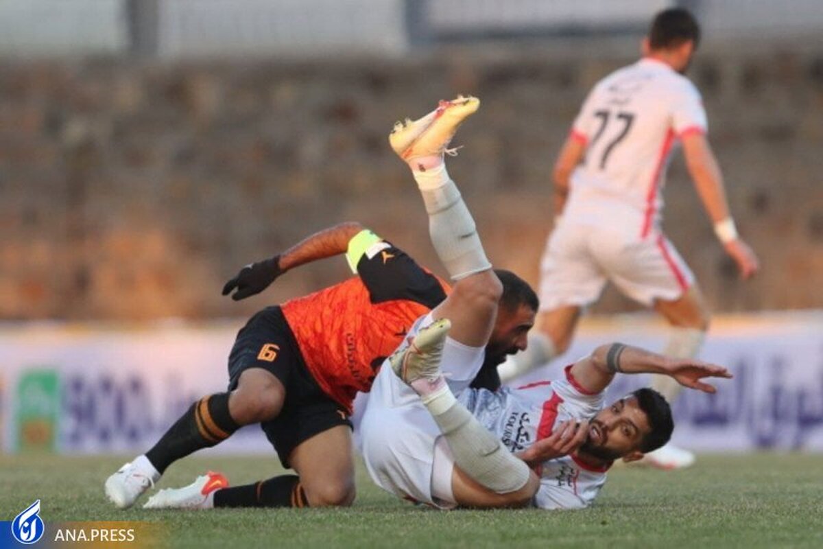 پرسپولیس به دنبال برگشت به صدر با عبور از ستاره های مسی لک به بیرانوند رسید