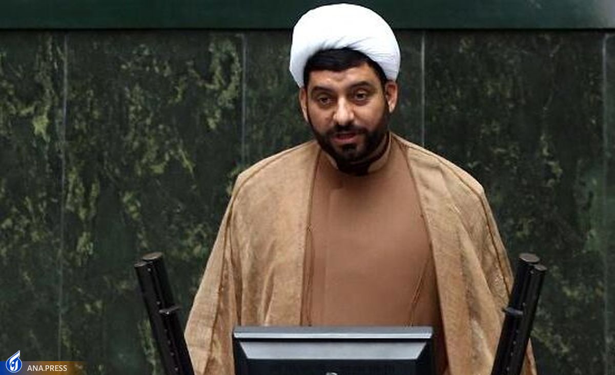 آزادیخواه: جوانان معترض عزیزان ما هستند