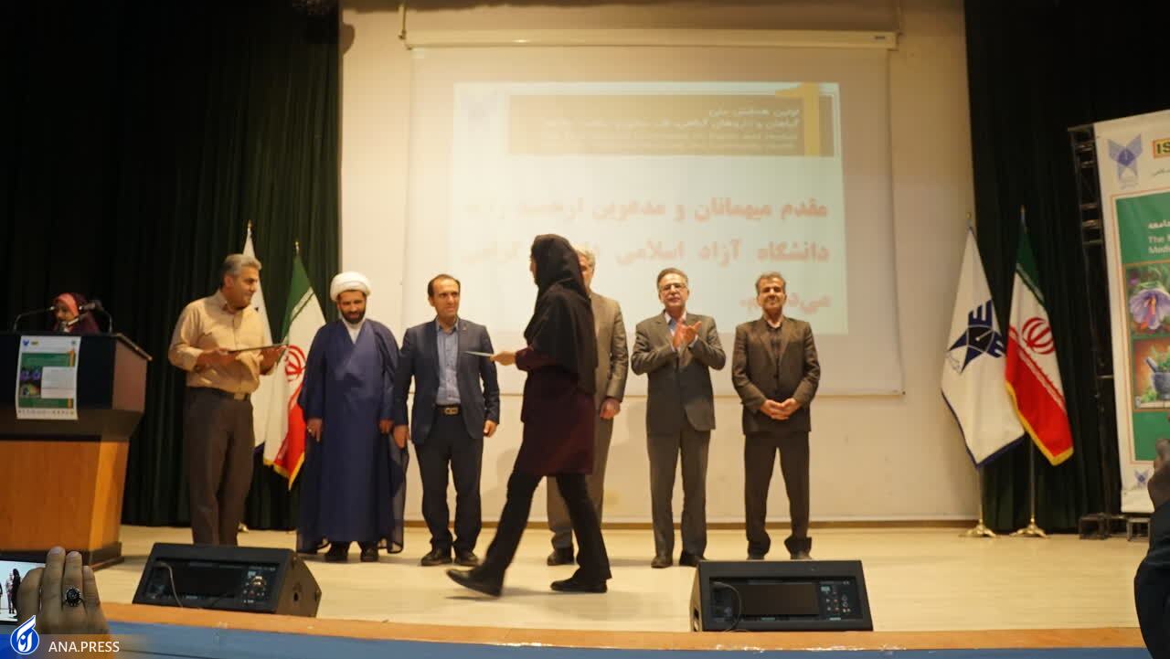 روایتی از موشک موفقیت داروسازان فردا/ شیوه تدریس نوین و افق درخشان با تعریف دانش عملی