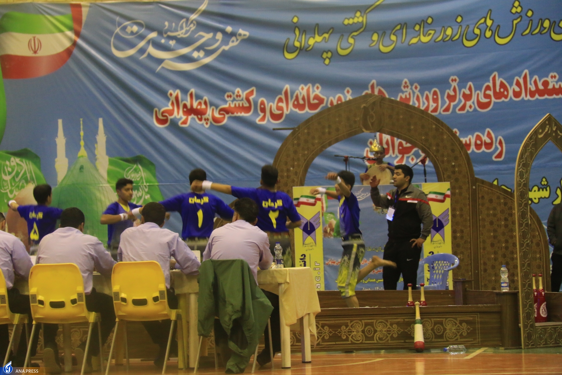 قهرمان مسابقات المپیاد استعدادهای برتر ورزش پهلوانی مشخص شد قهرمان مسابقات المپیاد استعدادهای برتر ورزش پهلوانی مشخص شد