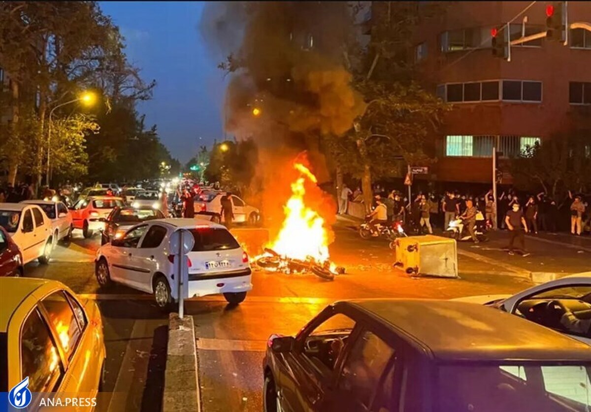 پیش‌بینی حوادث اخیر از سوی مقام معظم رهبری  اگر به توصیه‌های رهبری عمل می‌شد این حوادث رخ نمی‌داد