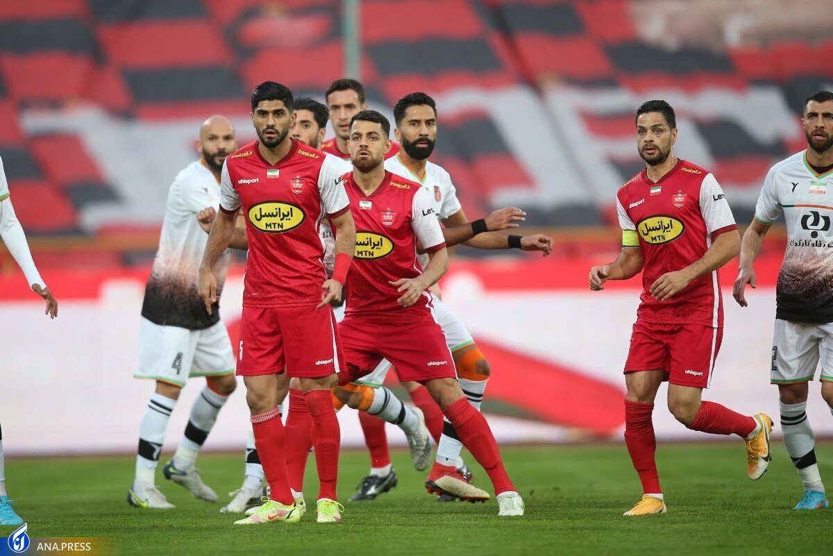 اقدام جالب پرسپولیسی ها کنار ساحل انزلی+ تصاویر