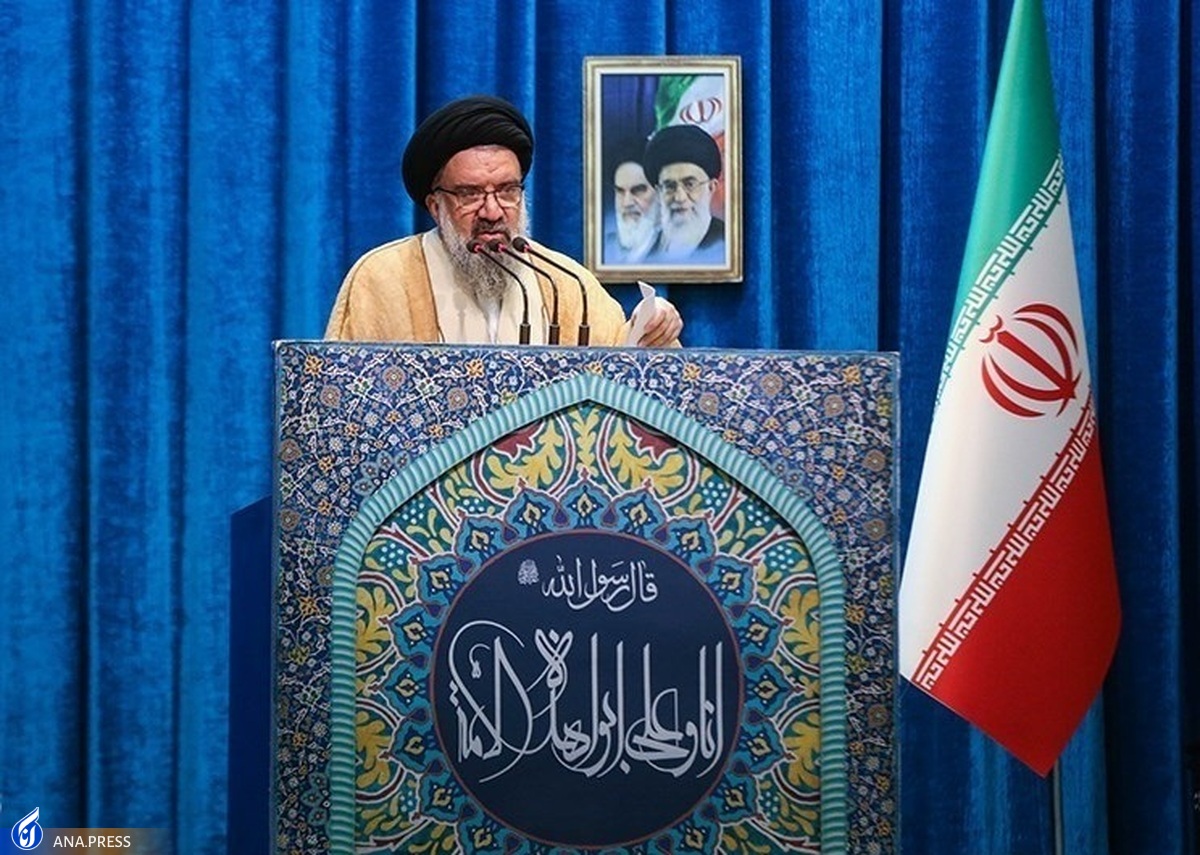 آیتالله خاتمی: قوهقضائیه با آشوبگران و خائنان اغتشاشات قاطعانه برخورد کند
