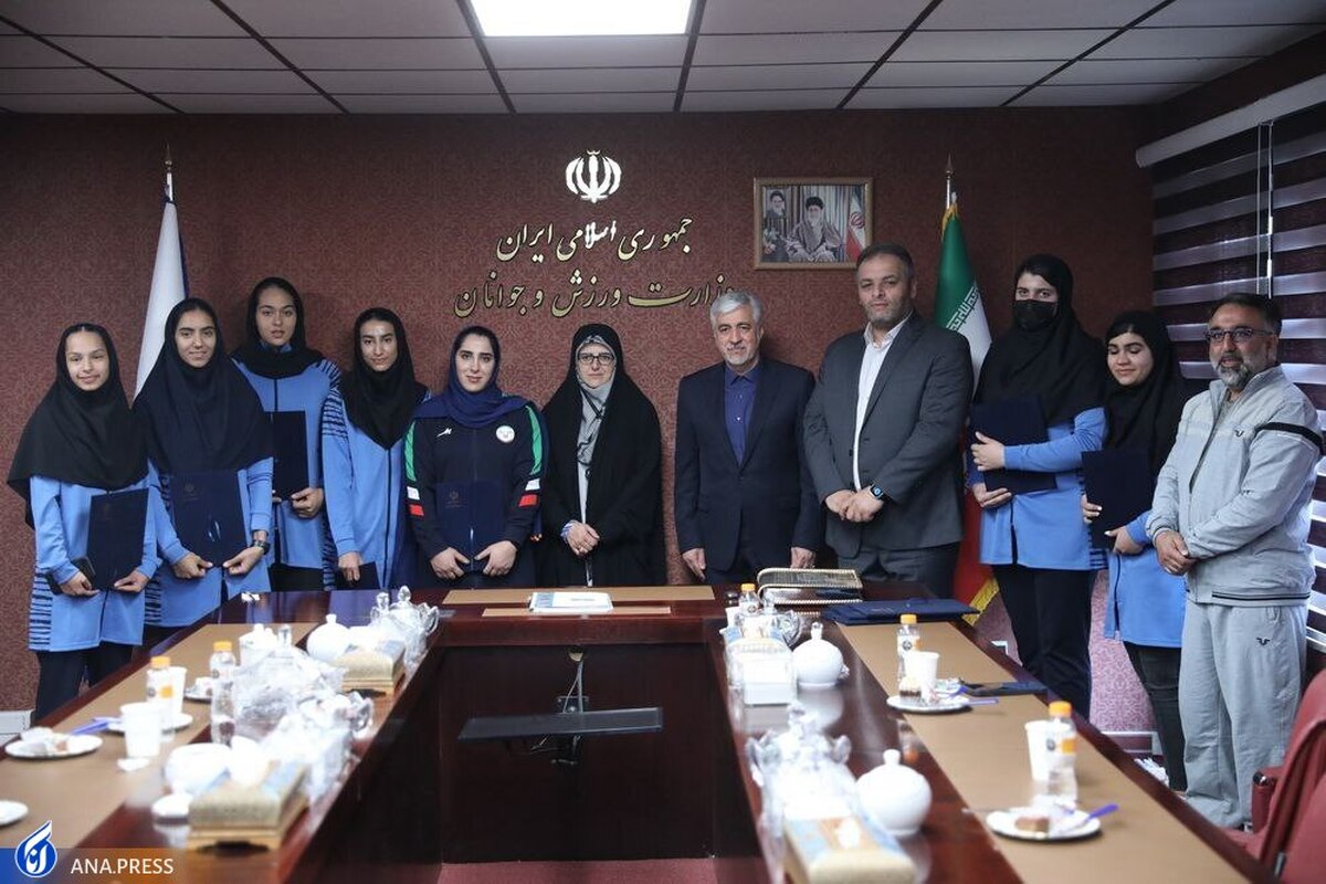 دیدار بانوان مدال‌آور کشور با وزیر ورزش و جوانان