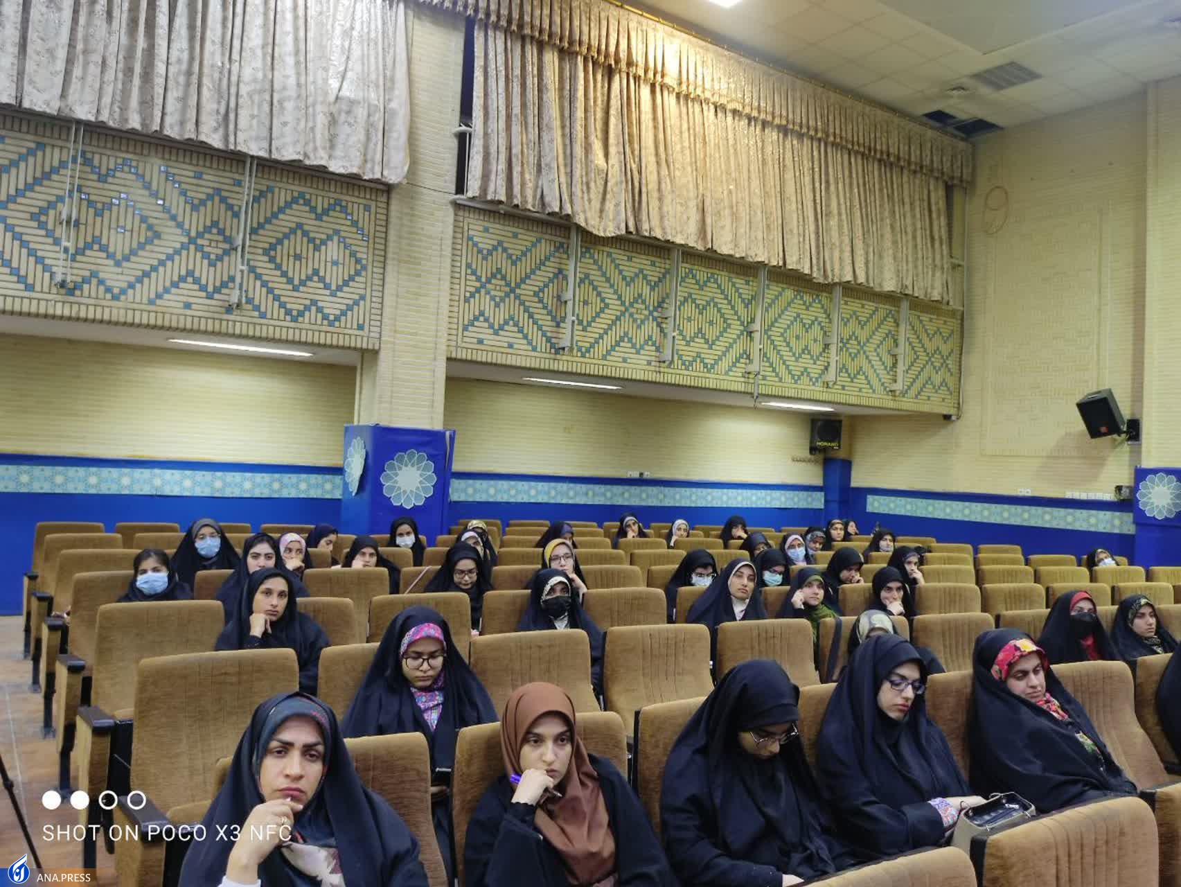 نتیجه ابداع و تبیین واژه «انسان ۲۵۰ ساله» توسط رهبر معظم انقلاب چه بود؟ نتیجه ابداع و تبیین واژه «انسان ۲۵۰ ساله» توسط رهبر معظم انقلاب چه بود؟