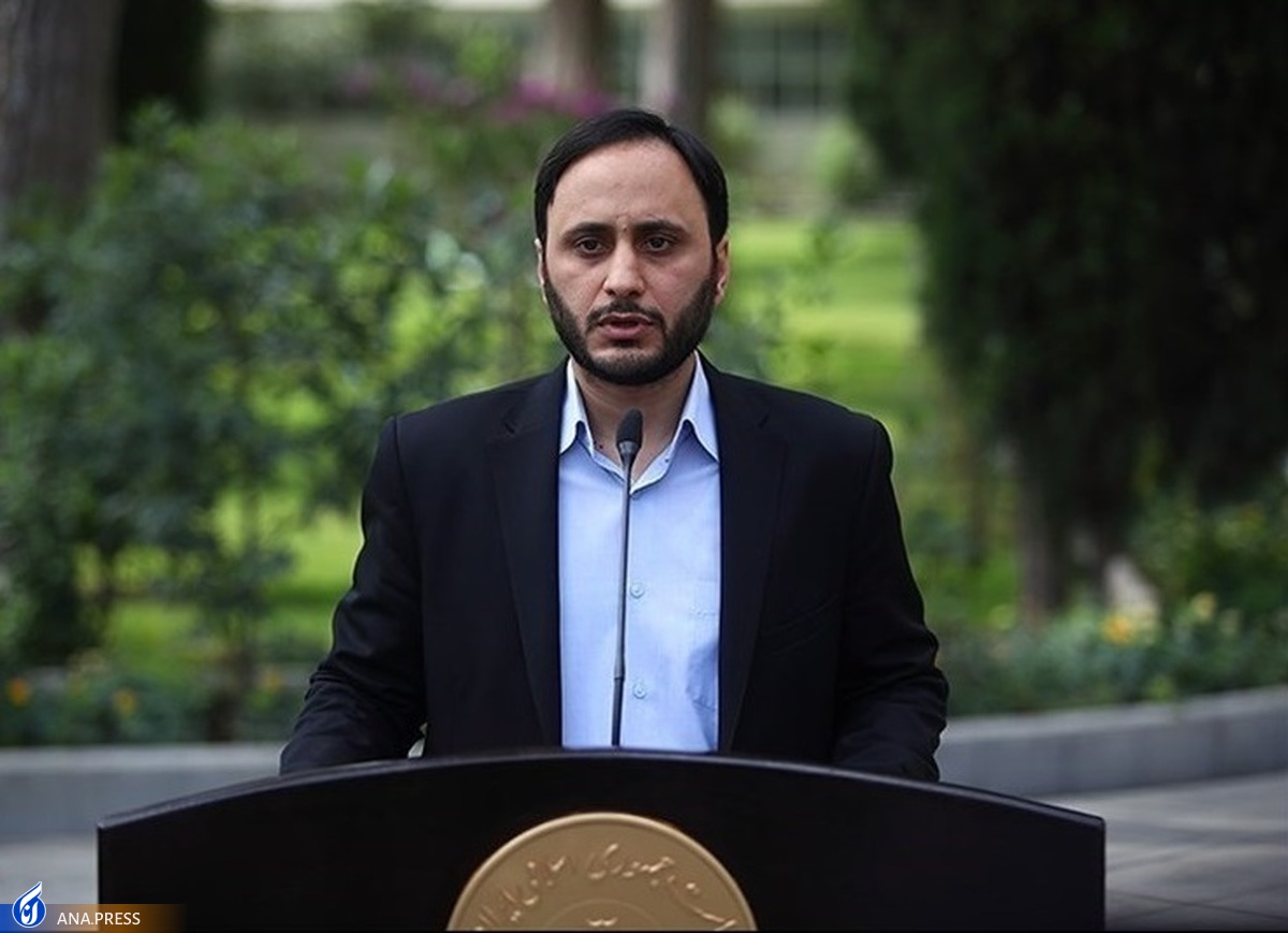 خودکفایی در تولید ۵۰۰ محصول پزشکی بازگشت ۲۷۰۰ نخبه به کشور