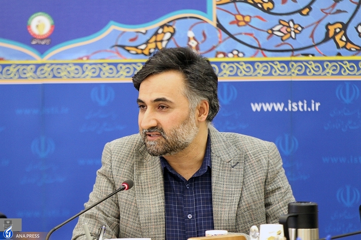 ایرانیان خارج از کشور نیاز به تکریم دارند