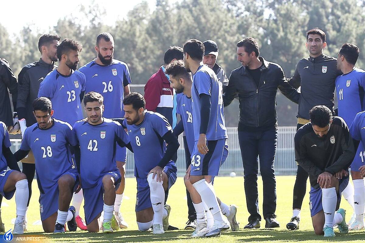 گردهمایی استقلالیها و پرسپولیسیها پیش چشم کیروش+ تصاویر