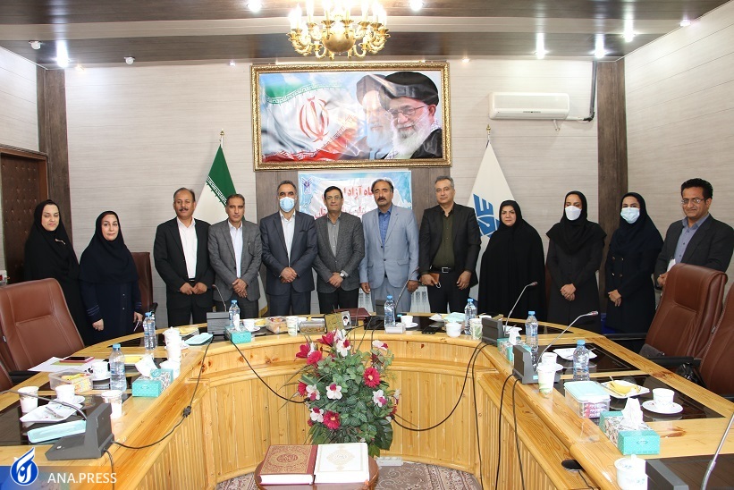 عملیاتی کردن طرحهای پژوهشی و دانشبنیانی توسط مراکز علمی در راستای رشد صنایع عملیاتی کردن طرحهای پژوهشی و دانشبنیانی توسط مراکز علمی در راستای رشد صنایع