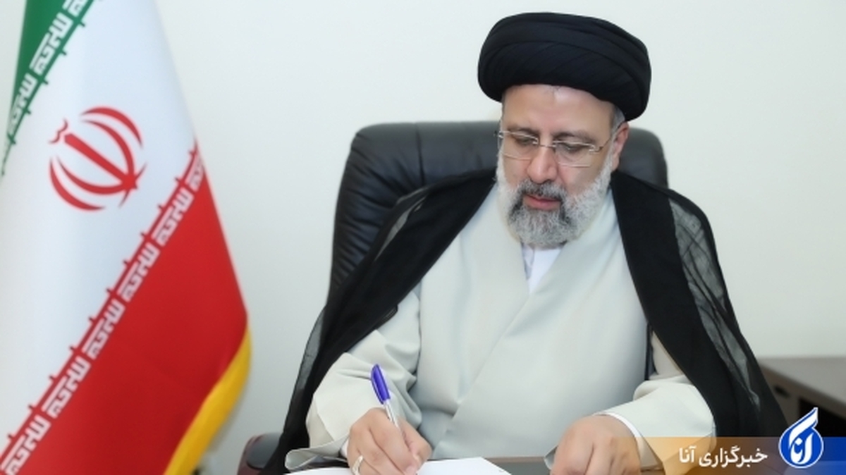 رئیسی قهرمانی تیم ملی فوتبال ساحلی کشورمان را تبریک گفت