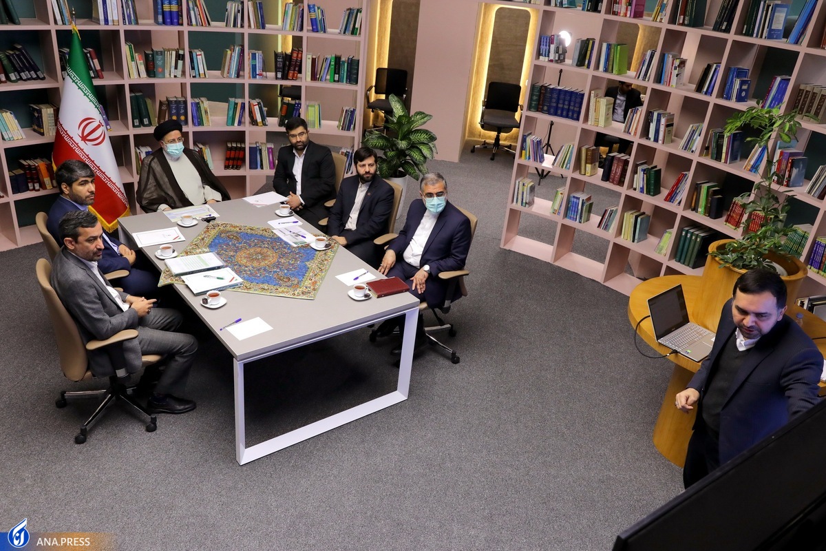 رئیسی از سازمان اداری و استخدامی بازدید کرد