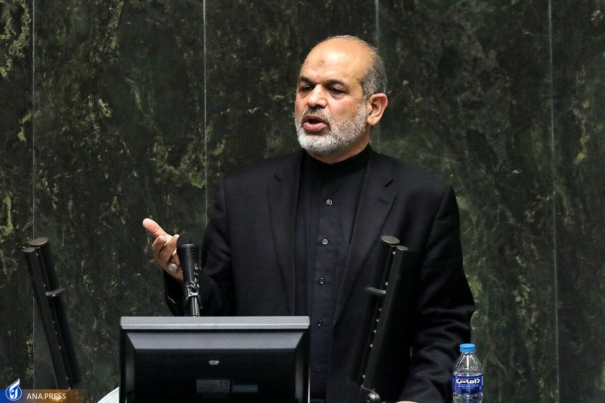 وحیدی: برخلاف تلاشهای دشمن، وضعیت استانهای کشور آرام و امن است