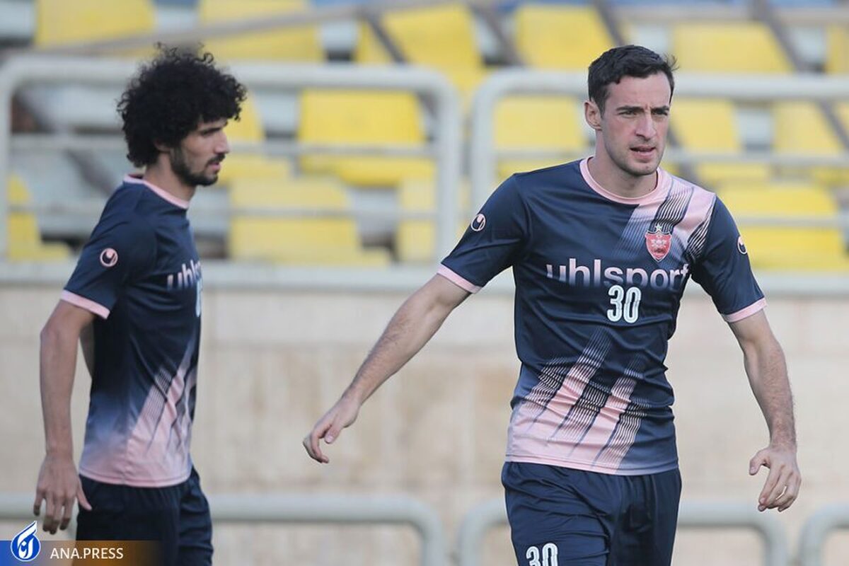 ویزای کار چهار خارجی پرسپولیس صادر شد
