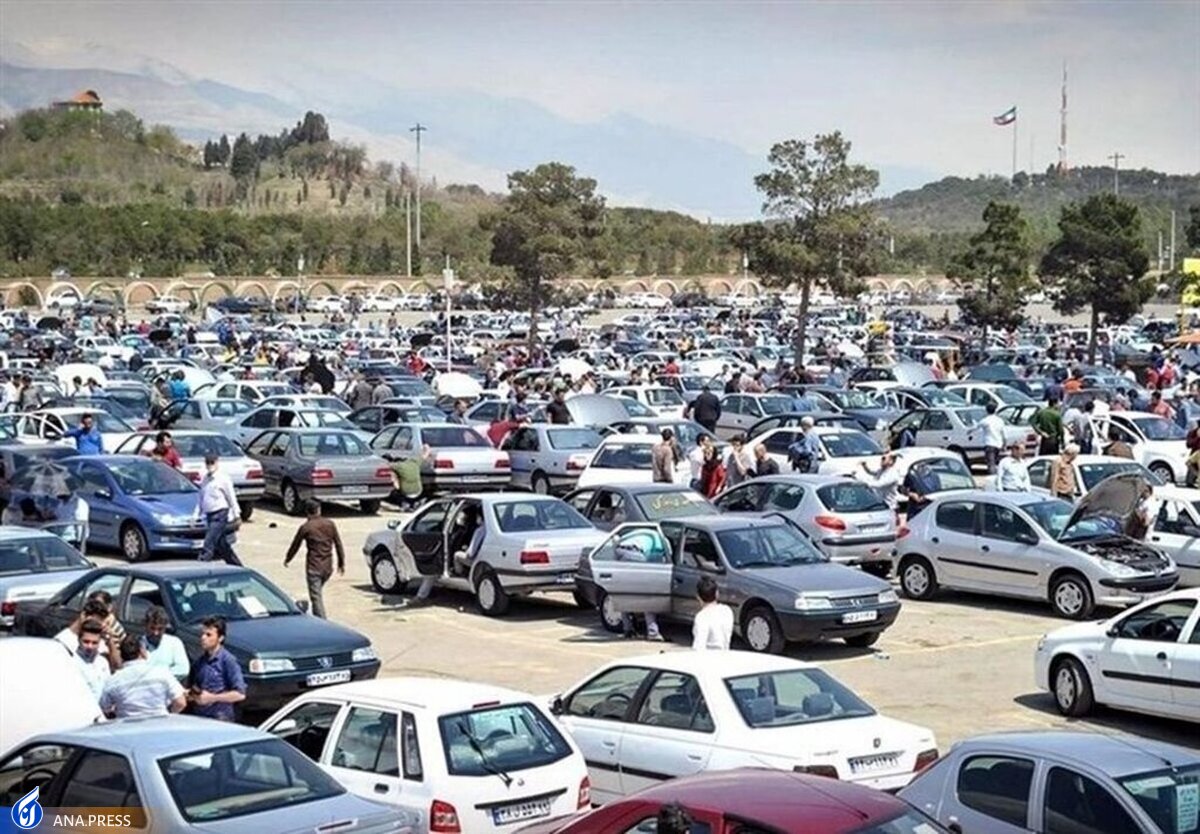 قیمت انواع خودرو در بازار امروز دوشنبه ۲ آبان