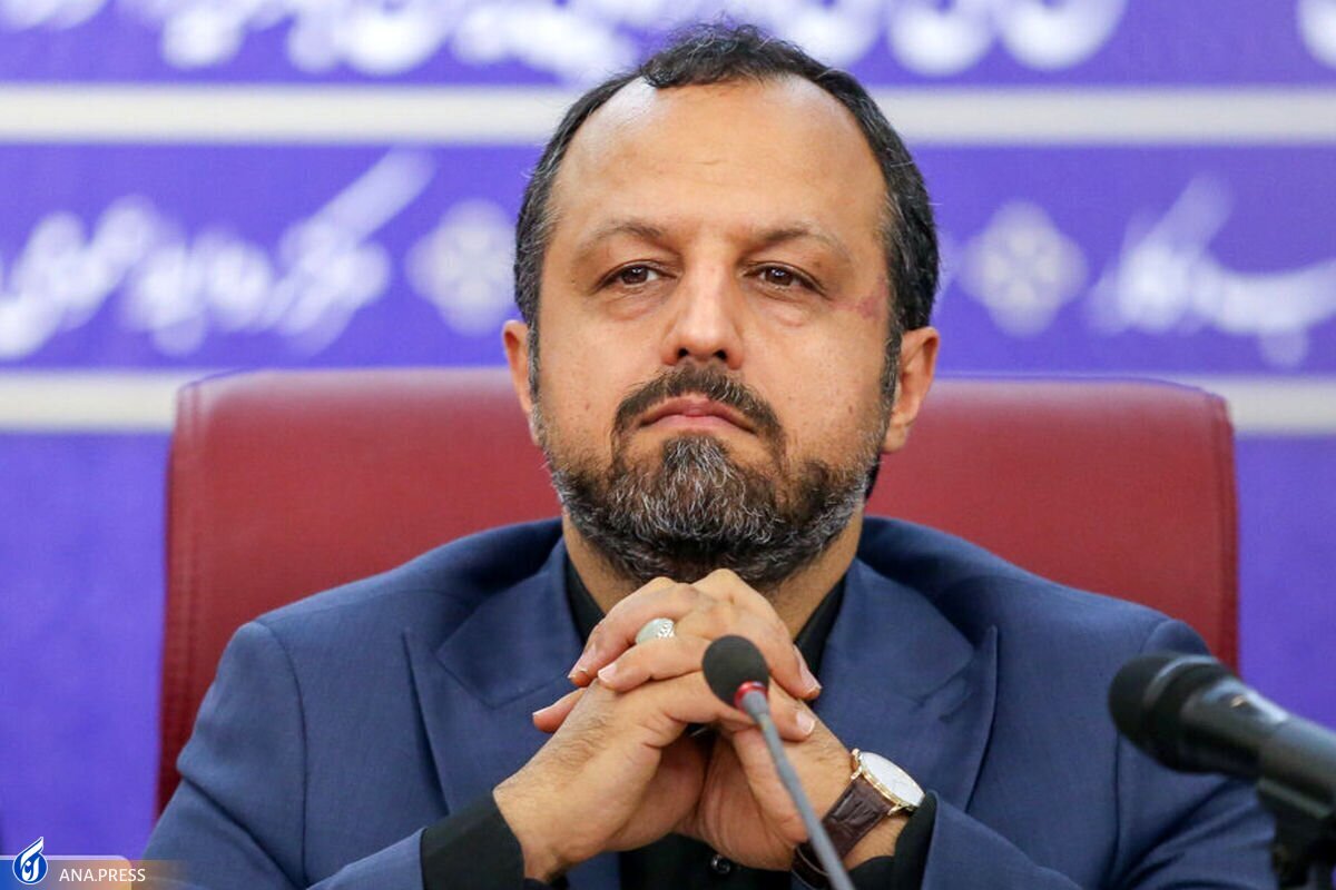 در لایههای اجرایی میراث دار مدیریت اقتصادی ناکارآمدی هستیم تلاطم بازار ارز به زودی کنترل میشود