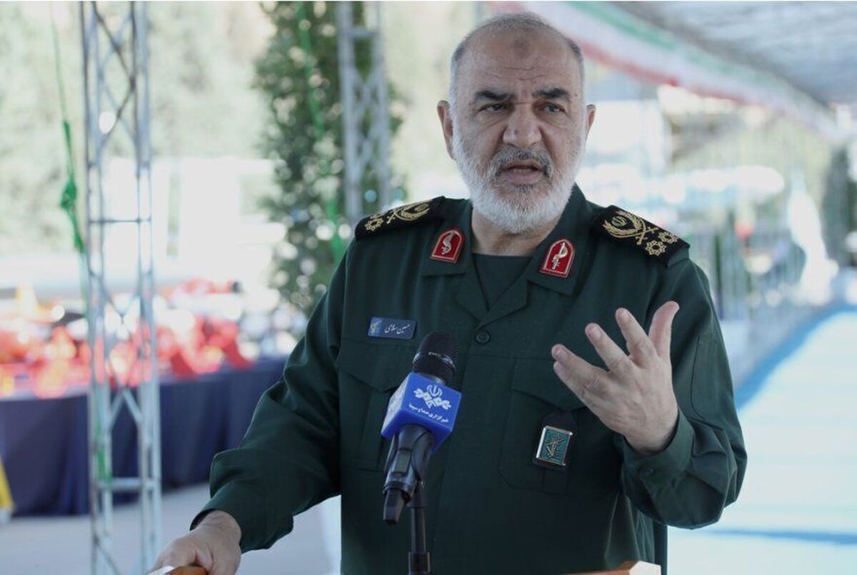 آن‌ها ترسیده‌اند و مرتب به ما پیغام می‌دهند که نزنید